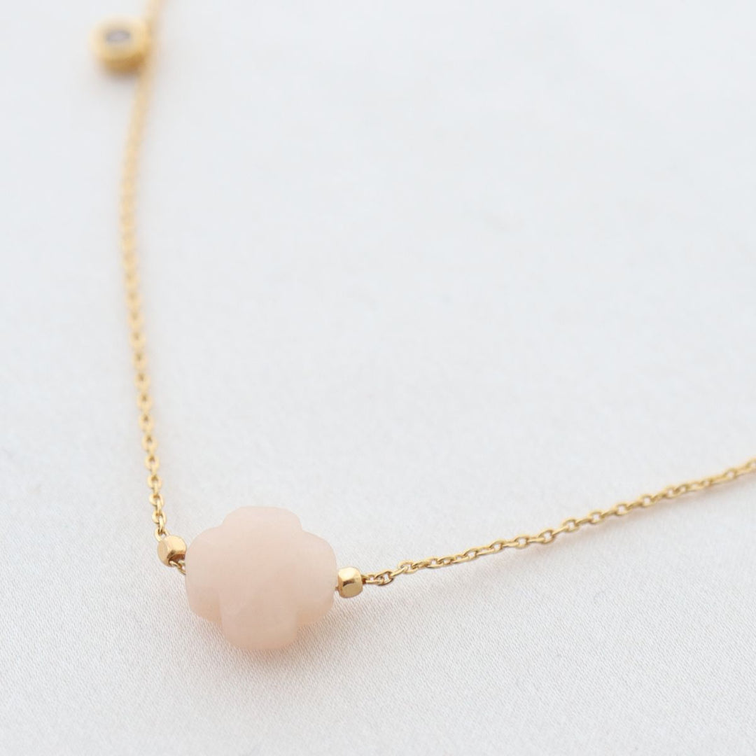 collier trefle rose